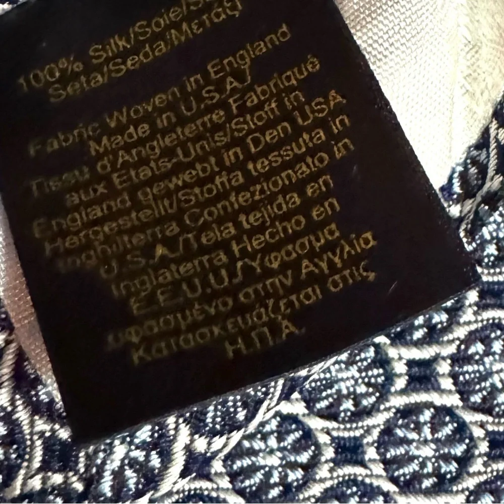 BROOKS BROTHERS Makers and Merchants Blue Silk Geometric Tie